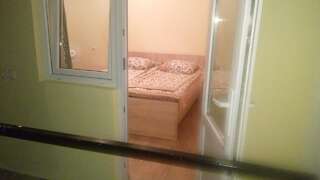 Отели типа «постель и завтрак» Private House In Kobuleti Кобулети Двухместный номер с 2 отдельными кроватями и собственной ванной комнатой-6